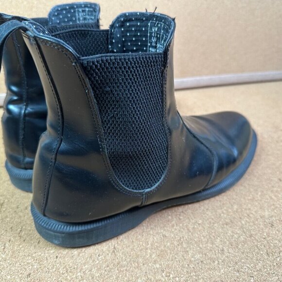 Dr Martens Flora Chelsea Boot in Smooth Black Leather Size Womens 9 - Picture 3 of 8
